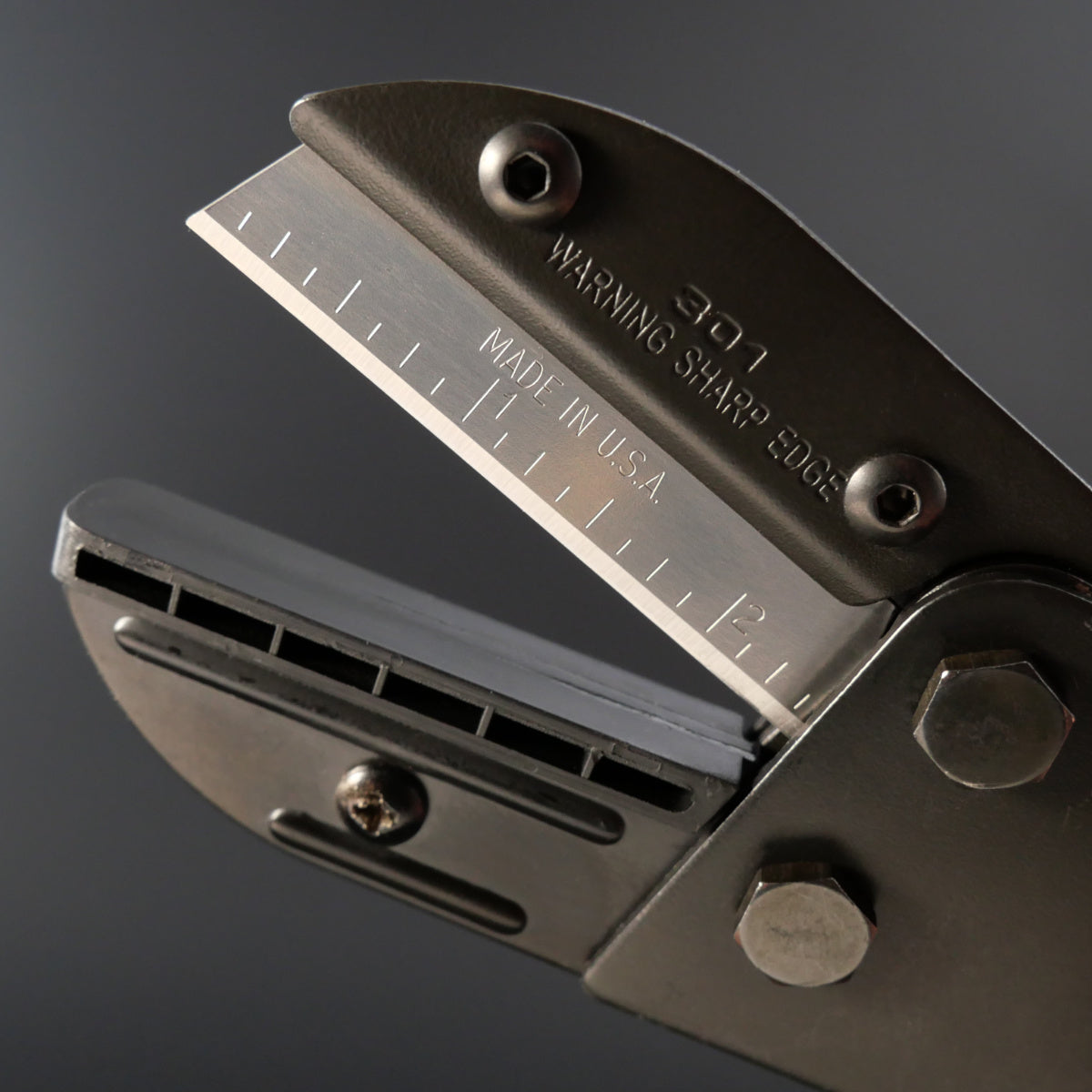 Multi-Cut 301