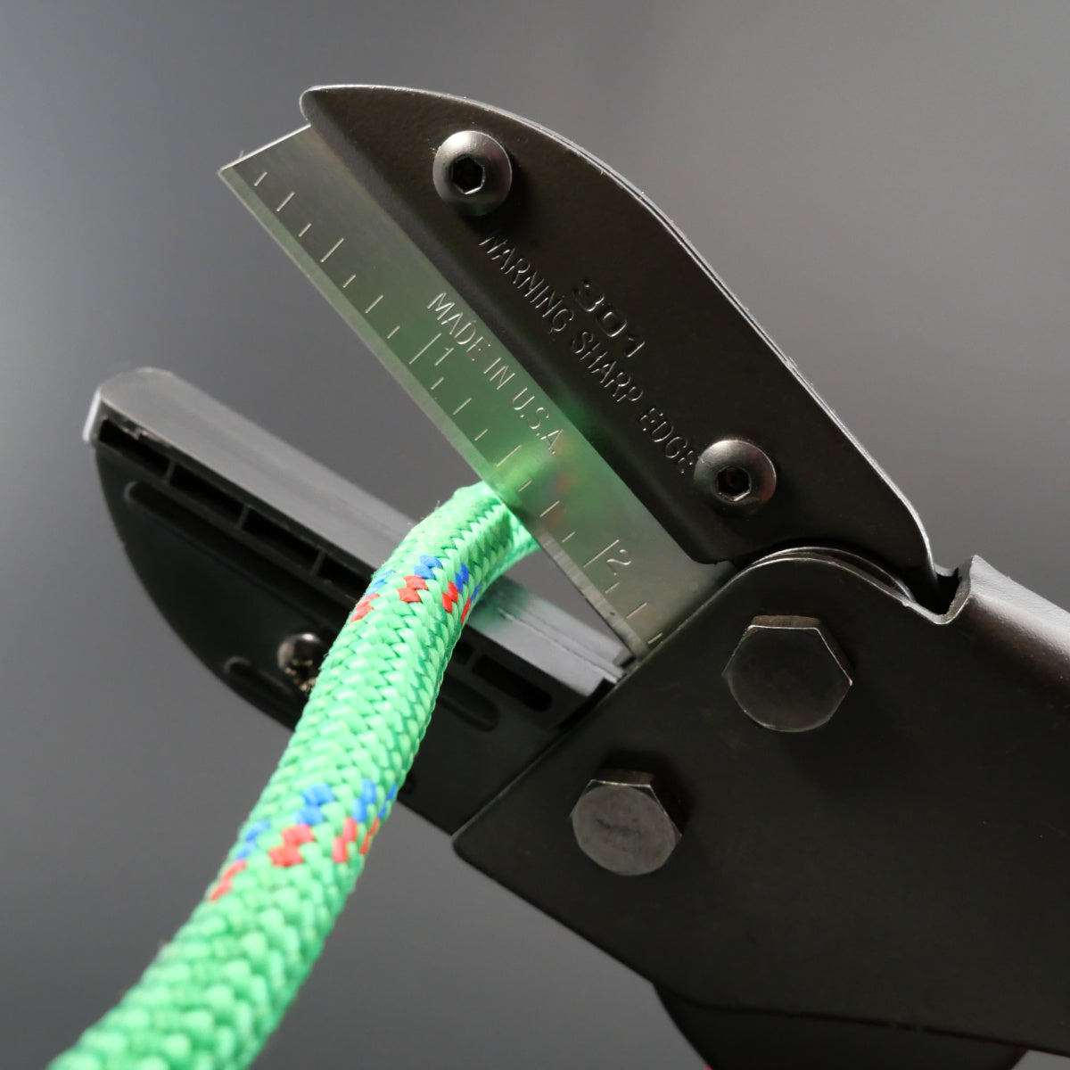 Multi-Cut 301